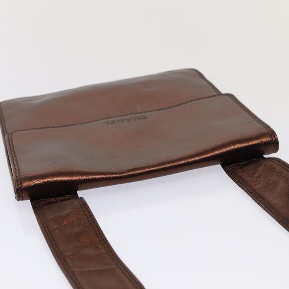 Pre Loved chanel Women Brown Shoulder Bags - Picture 6 of 8